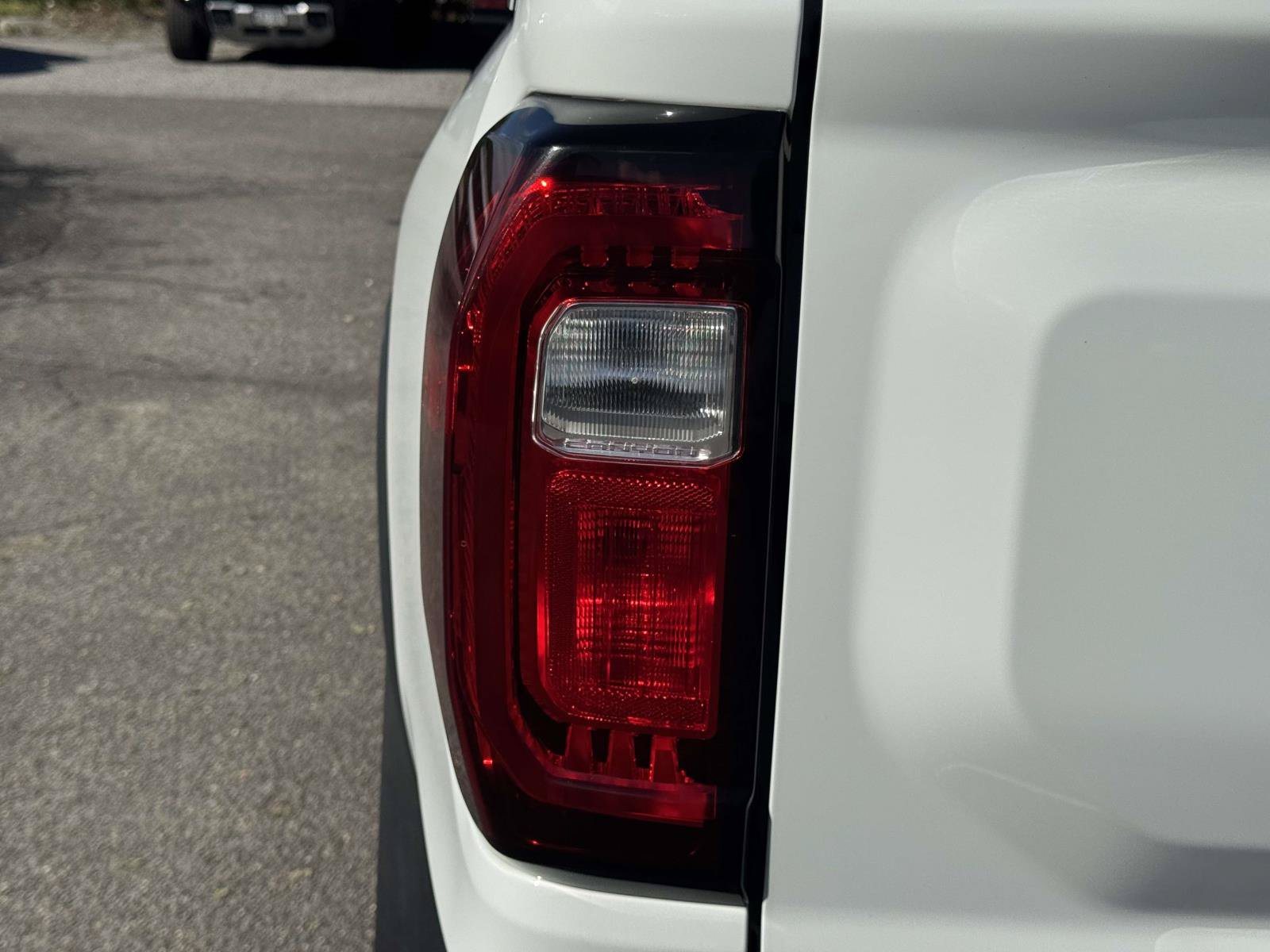 Used 2024 GMC Canyon Elevation w/ Elevation Premium Package AWD/4WD image 11