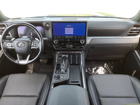 Used 2024 Lexus GX 550 w/ Cold Area Package AWD/4WD image 9