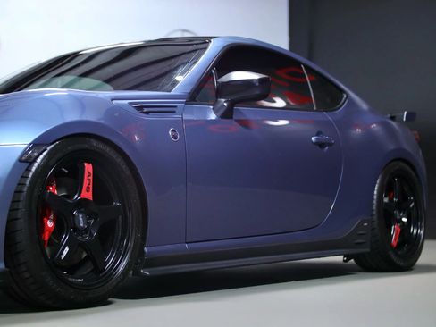 Used 2018 Subaru BRZ Limited w/ 50th Anniversary Edition image 8