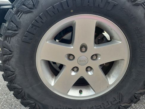 Used 2012 Jeep Wrangler Sport AWD/4WD image 4