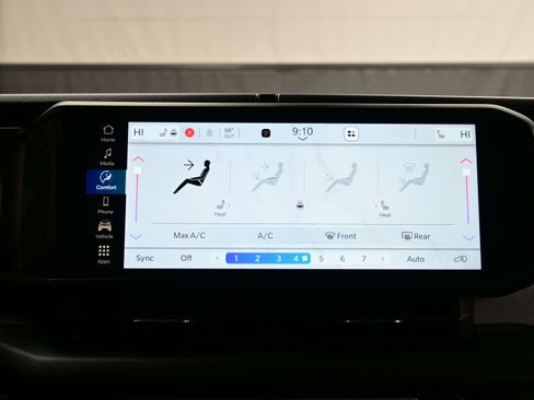 Used 2024 Jeep Wrangler Sahara image 17