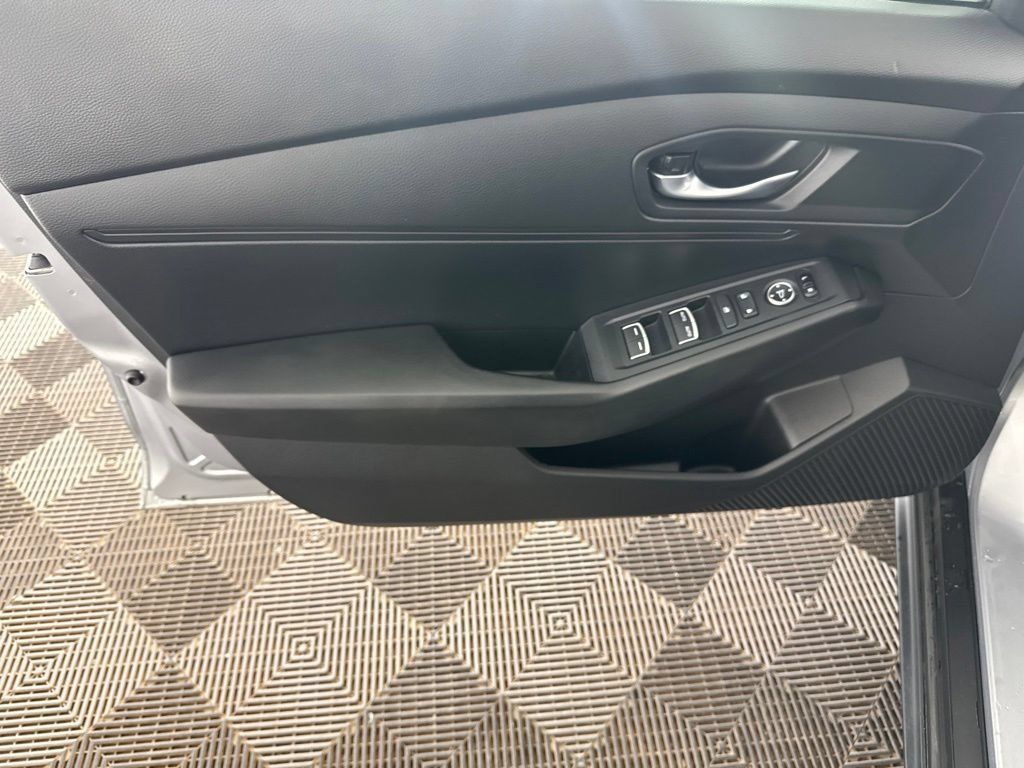 Certified 2025 Honda Accord LX image 20