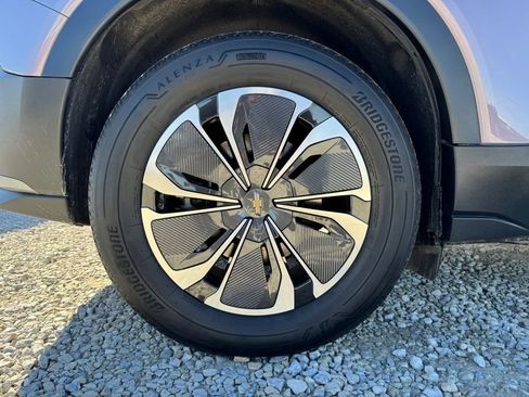 Used 2024 Chevrolet Blazer EV LT image 18