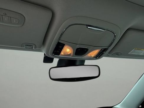 Used 2021 Jeep Cherokee Latitude Lux w/ Sun & Sound Group FWD image 28
