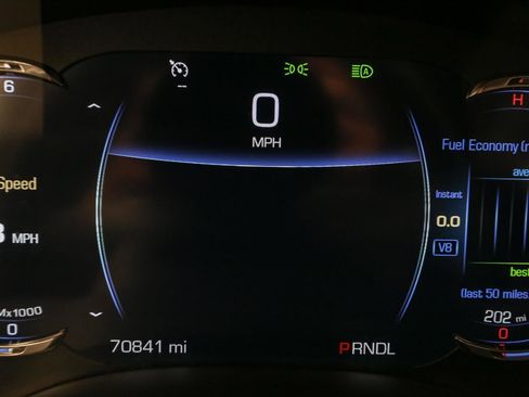 Used 2017 Cadillac Escalade Luxury image 41