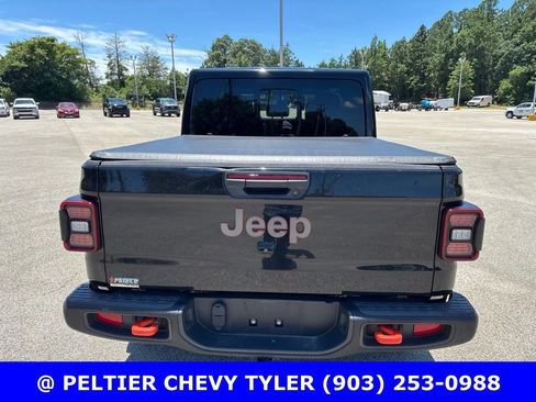 Used 2023 Jeep Gladiator Mojave w/ LED Lighting Group AWD/4WD image 6