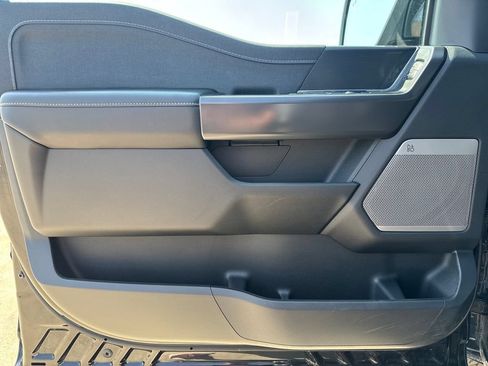 Used 2025 Ford F150 Lariat AWD/4WD image 15