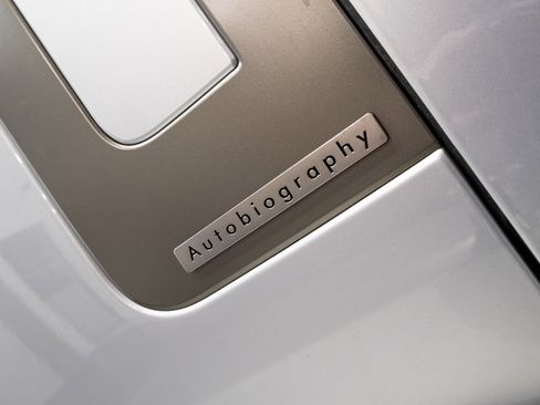 Used 2023 Land Rover Range Rover Autobiography image 51