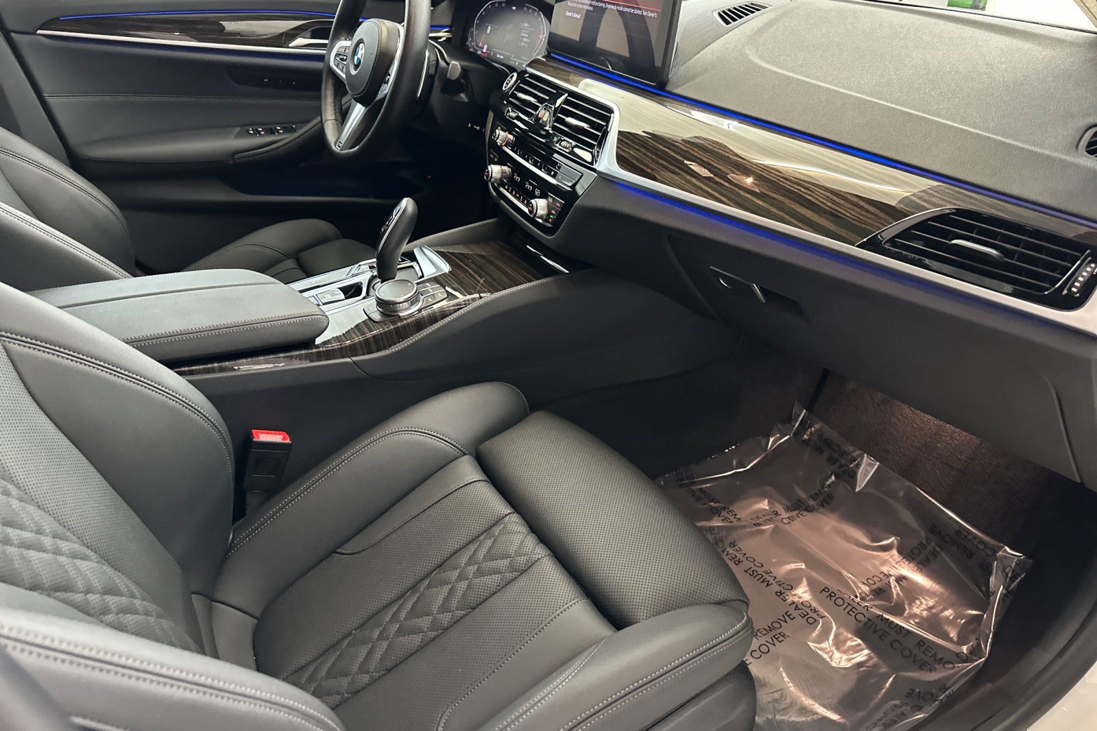 Certified 2023 BMW 540i w/ M Sport Package RWD image 28