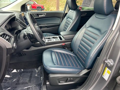 Used 2022 Ford Edge SEL w/ Sport Appearance Package image 7