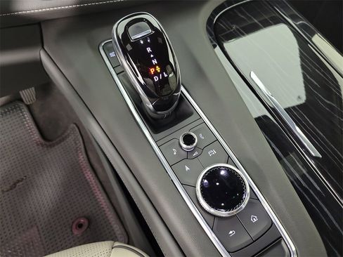 Certified 2023 Cadillac Escalade ESV Sport w/ LPO, ONYX Package image 29