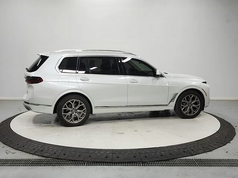 Used 2024 BMW X7 xDrive40i w/ Executive Package AWD/4WD image 9