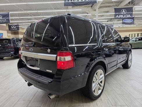 Used 2017 Ford Expedition Platinum RWD image 6