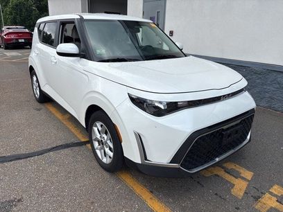 Certified 2023 Kia Soul LX w/ LX Technology Package