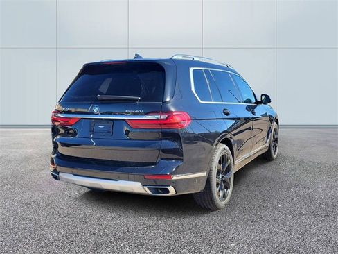 Used 2022 BMW X7 xDrive40i w/ Premium Package image 4