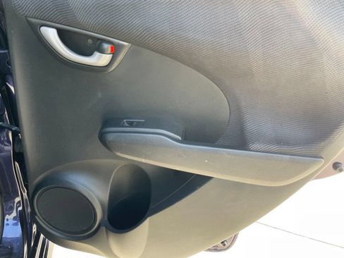 Used 2010 Honda Fit Sport image 23