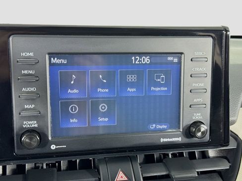 Used 2021 Toyota RAV4 XLE w/ Convenience Package AWD/4WD image 25