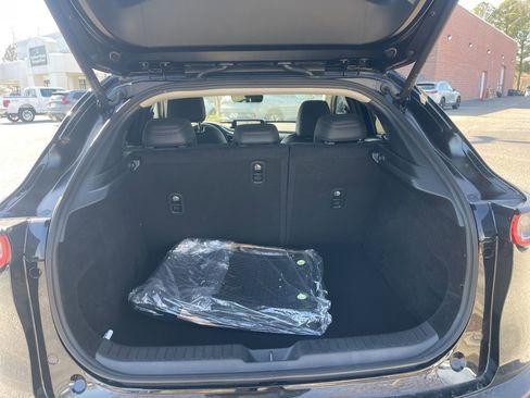 Used 2025 MAZDA CX-30 AWD 2.5 S w/ Premium Package image 12