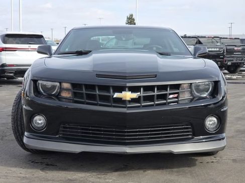 Used 2010 Chevrolet Camaro SS w/ LPO, Ground Effects Package image 12