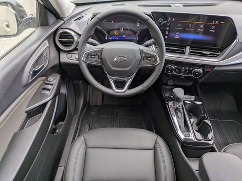 New 2026 Chevrolet Trax ACTIV w/ Sunroof Package image 16