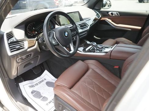 Used 2023 BMW X5 xDrive40i w/ Premium Package AWD/4WD image 8
