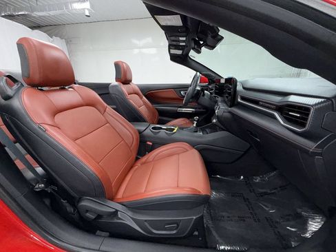 Used 2024 Ford Mustang GT Premium RWD image 8