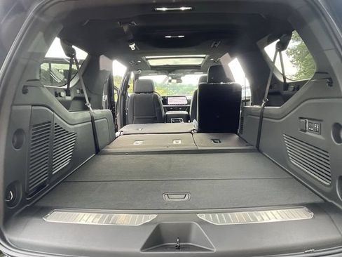New 2026 Chevrolet Suburban RST w/ Comfort Package AWD/4WD image 29