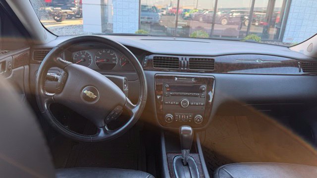 Used 2012 Chevrolet Impala LTZ FWD image 16