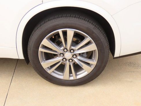 Used 2021 Cadillac XT6 Premium Luxury image 29