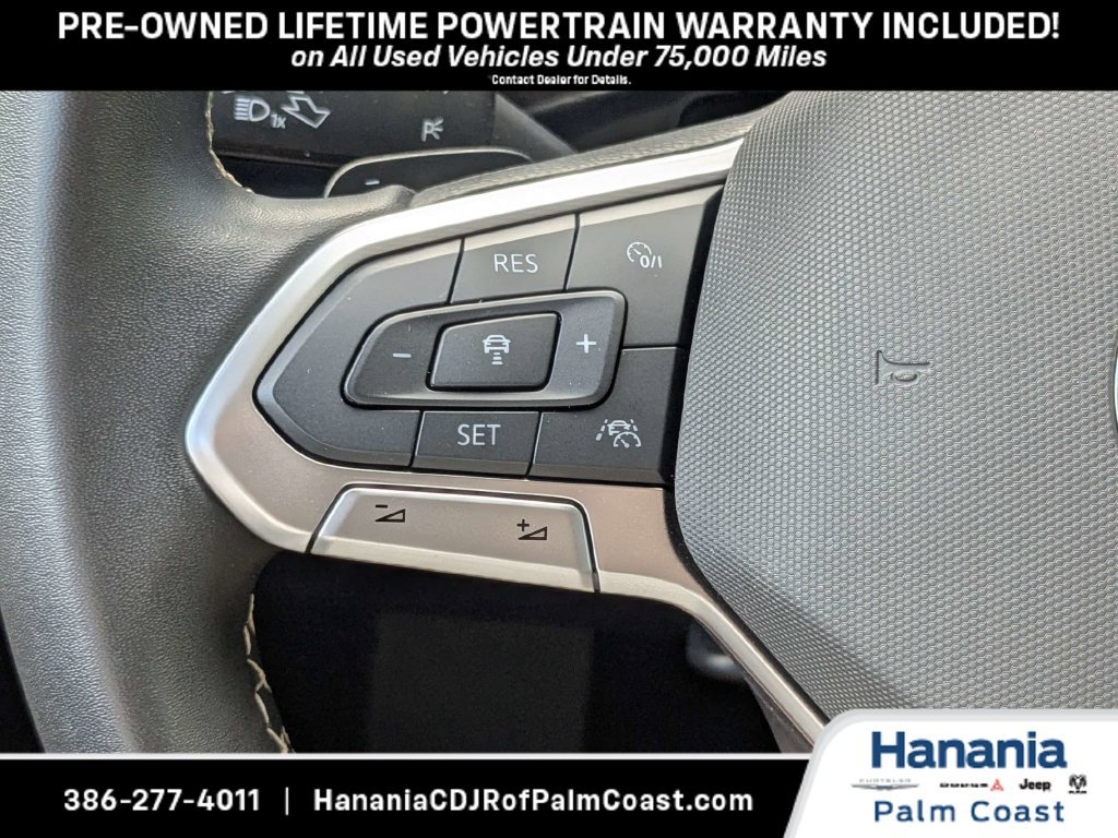 Used 2025 Volkswagen Atlas SE AWD/4WD image 26
