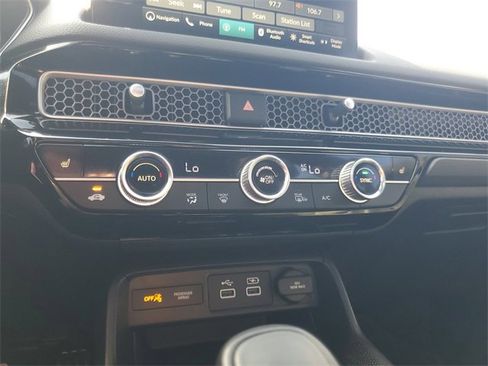 Certified 2024 Honda Civic Sport Touring image 22