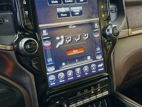 Used 2020 RAM 3500 Limited image 20