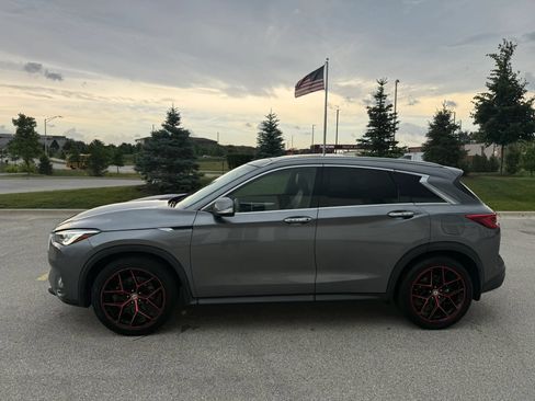 Used 2021 INFINITI QX50 Luxe AWD/4WD image 2