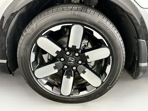 Used 2025 Honda Prologue Elite image 11