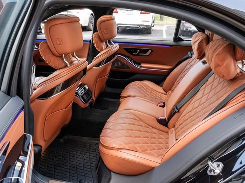 Used 2022 Mercedes-Benz S 580 4MATIC Sedan w/ Warmth & Comfort Package image 30