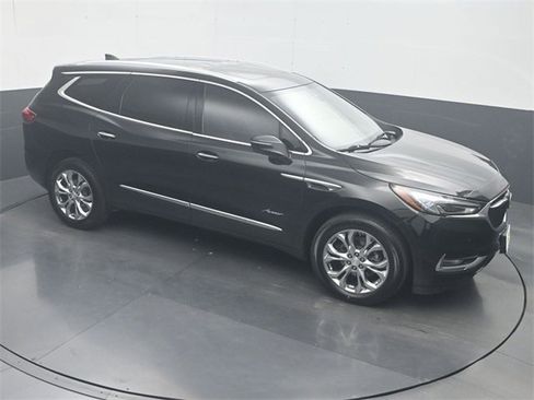 Used 2021 Buick Enclave Avenir w/ Avenir Technology Package image 19