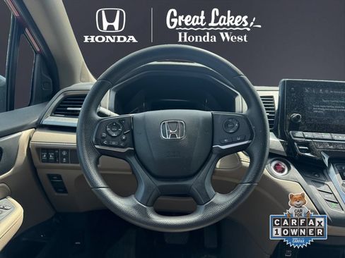 Used 2024 Honda Odyssey EX image 11
