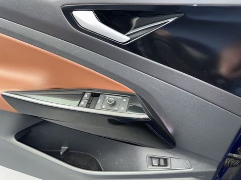 Used 2021 Volkswagen ID.4 Pro S image 26