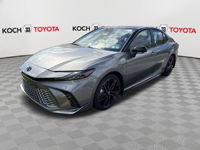 Used 2026 Toyota Camry XSE FWD image 3