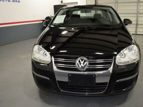 Used 2009 Volkswagen Jetta S FWD image 8