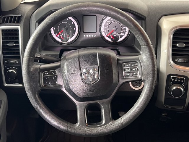 Used 2019 RAM 1500 Classic SLT RWD image 15