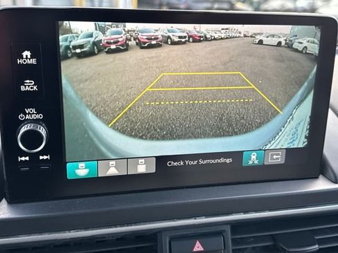 Certified 2024 Honda Pilot EX-L image 10