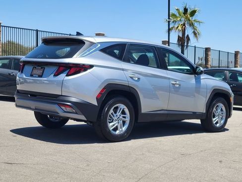 New 2026 Hyundai Tucson SE FWD image 4