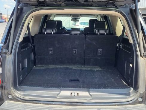 Used 2024 Ford Expedition Max XLT RWD image 4