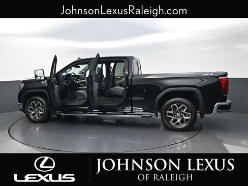 Used 2025 GMC Sierra 1500 SLT w/ SLT Premium Plus Package AWD/4WD image 27