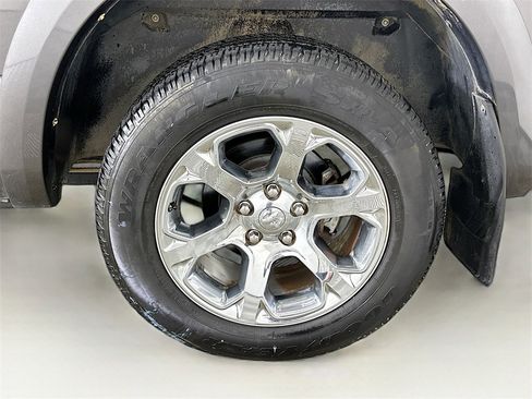 Used 2014 RAM 1500 Laramie image 24