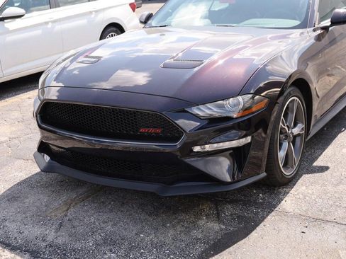Used 2022 Ford Mustang GT Premium w/ Equipment Group 401A RWD image 5