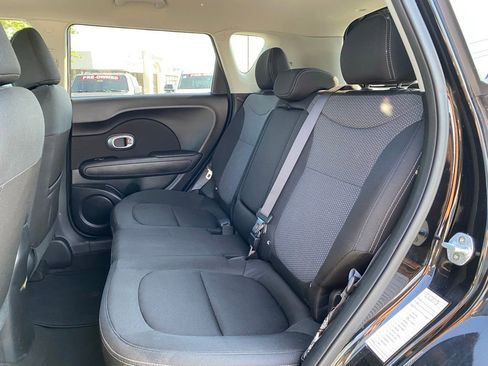 Used 2019 Kia Soul + FWD image 23