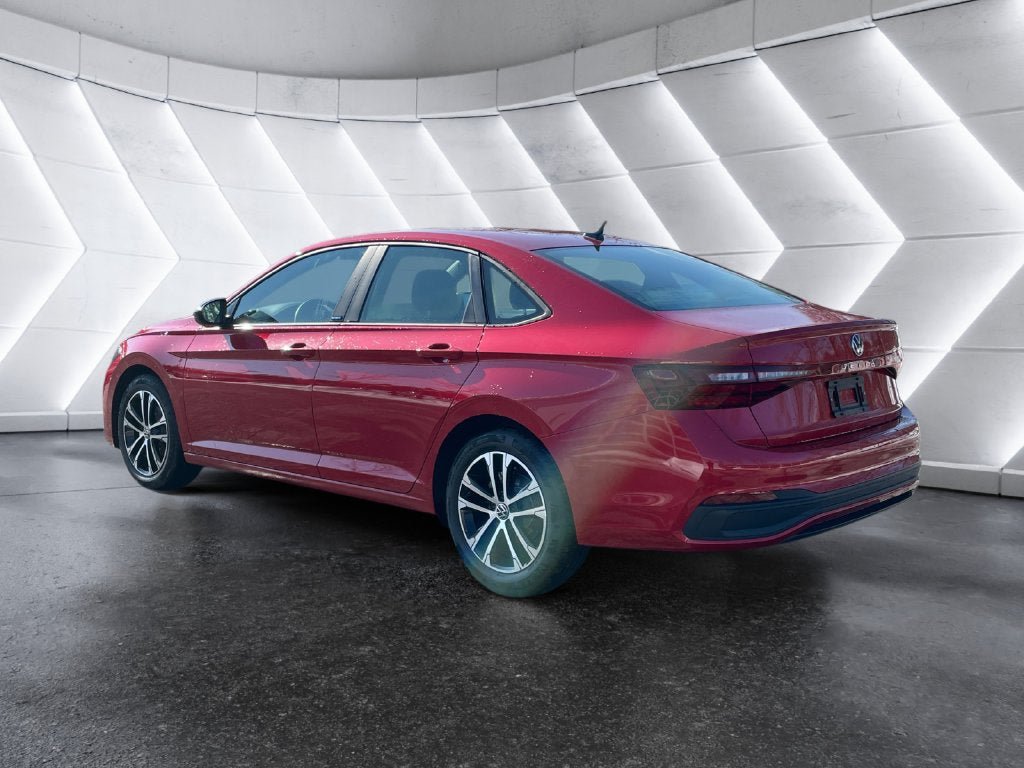 Used 2026 Volkswagen Jetta Sport FWD image 4