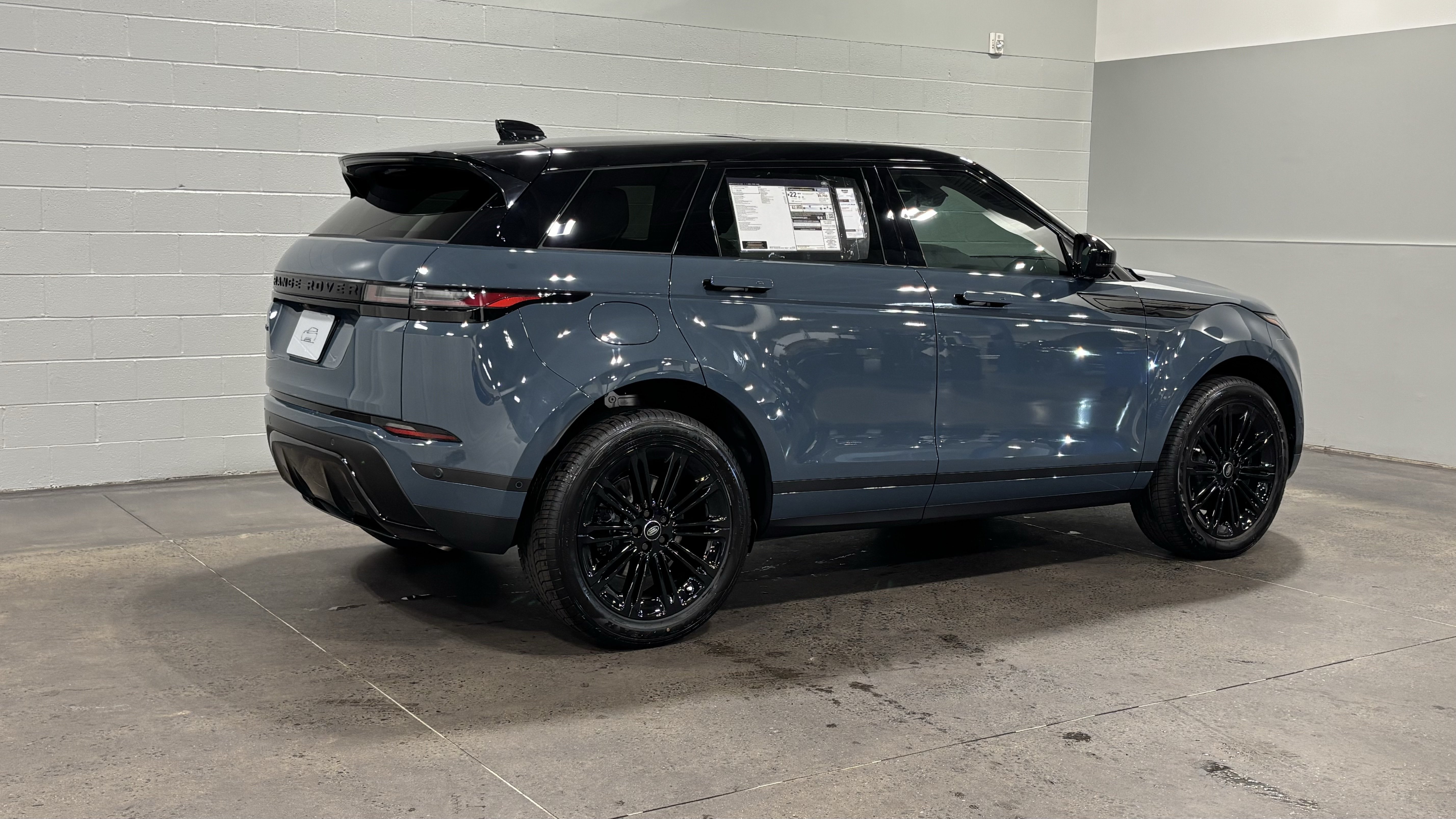 New 2026 Land Rover Range Rover Evoque S AWD/4WD image 2